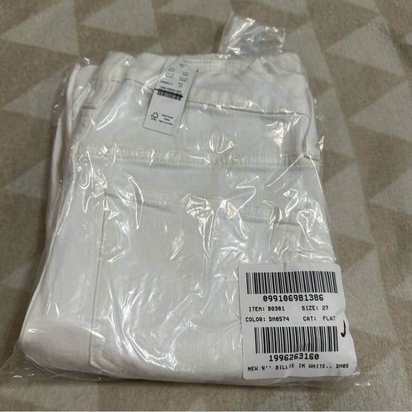 J crew 9” Demi boot crop jeans white - Picture 4 of 4